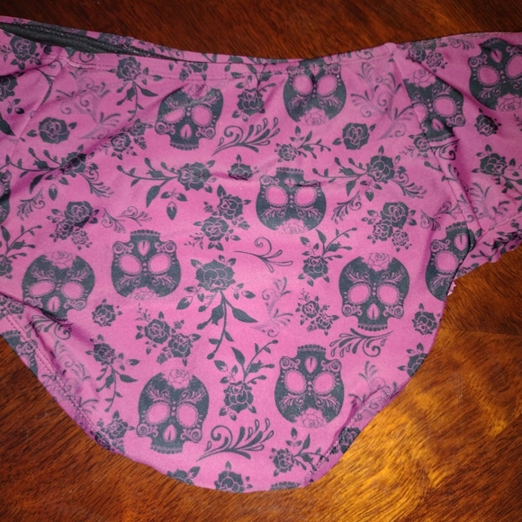 Hot topic skull bikini - Picture 7 of 7